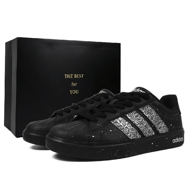 adidas STREETTALK